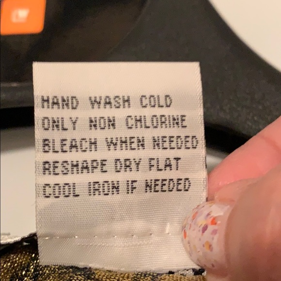 Gold leopard print top - Picture 6 of 6